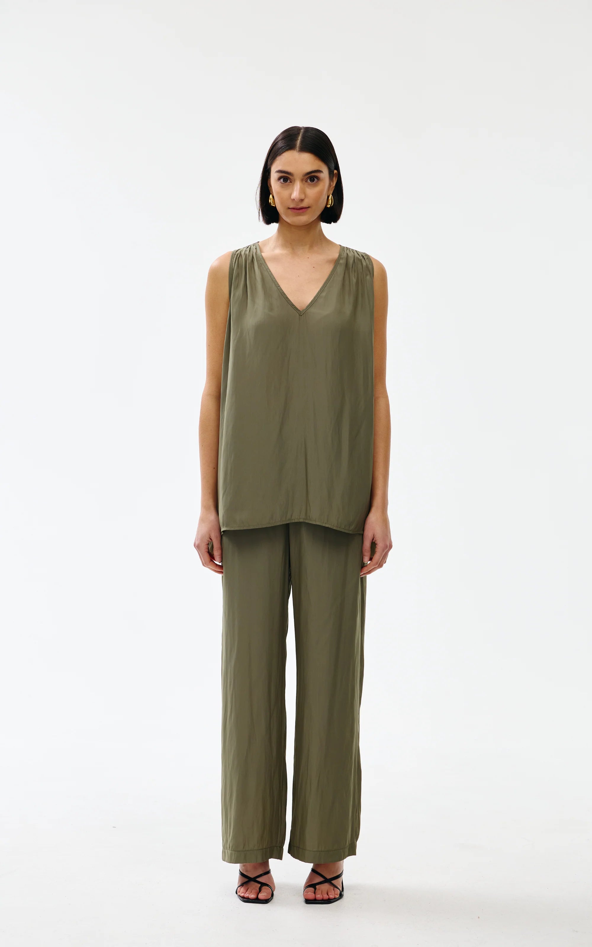 Kinney The Label Ava Top Olive