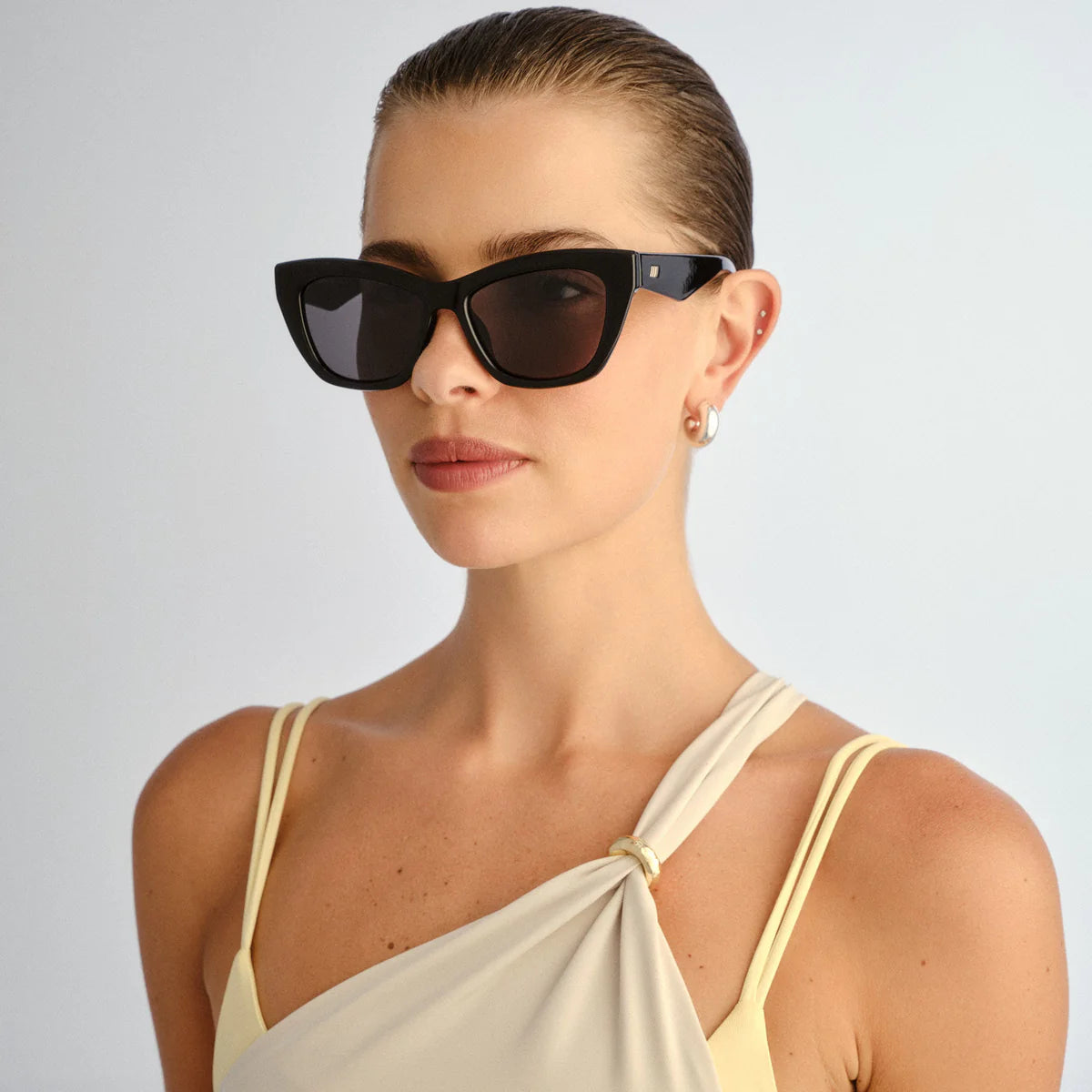 Le Specs Lumen + Black