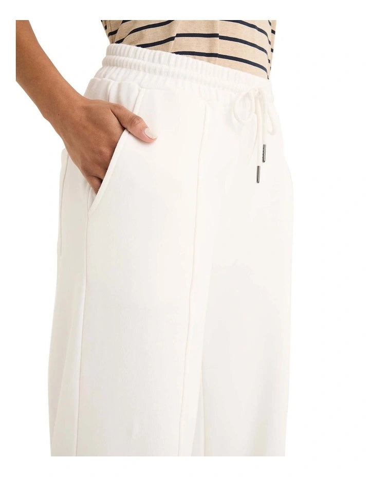 Yarra Trail Granite Sweatpant Ecru