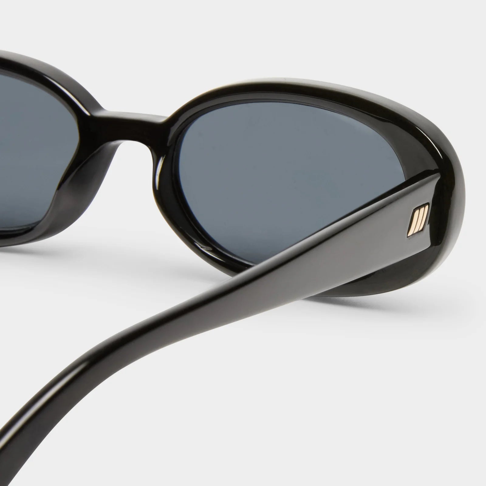 Le Specs Outta Love Black