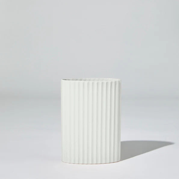 Ripple Oval Vase Snow