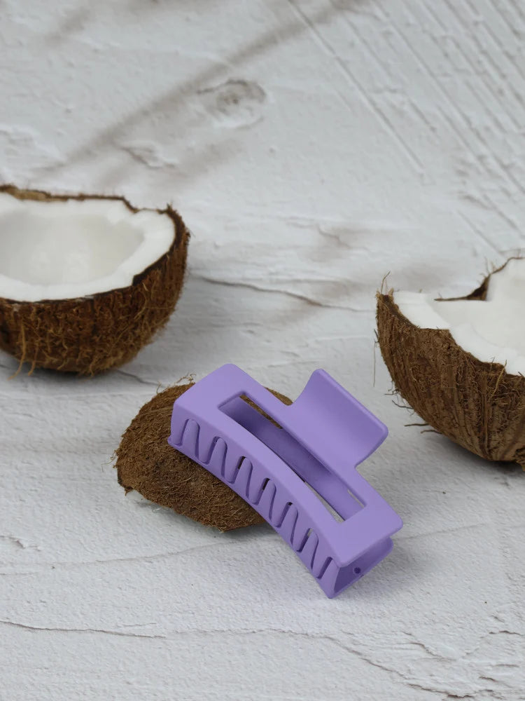 Nakoa Small Hair Claw Clip Lilac