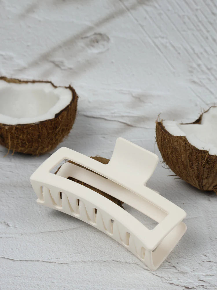 Nakoa Large Hair Claw Clip Ivory