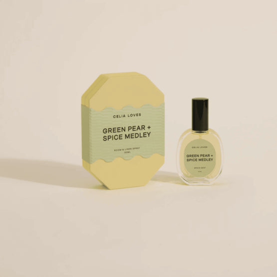 Celia Loves Room Spray Field Notes Green Pear Spice Medley 50mL