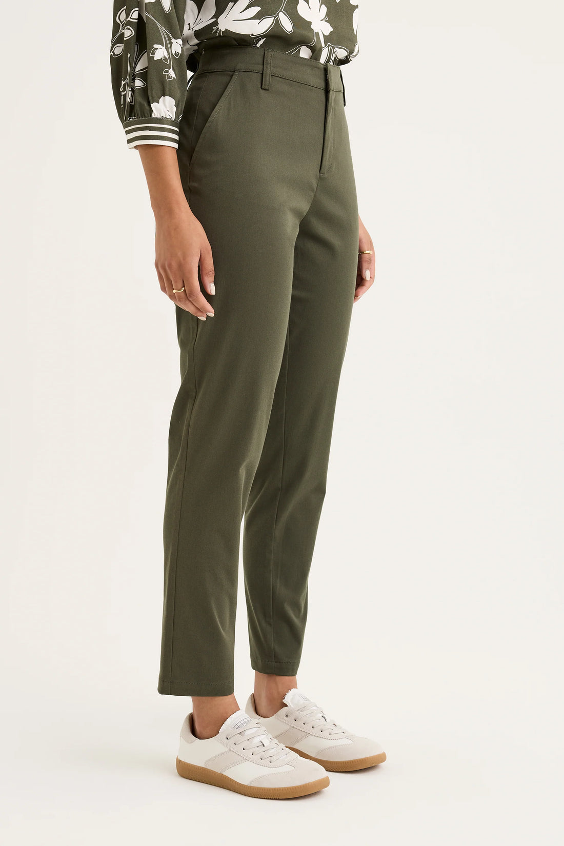 Nova Classic Khaki