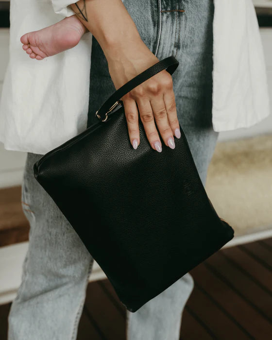 OiOi Changing Pouch Black