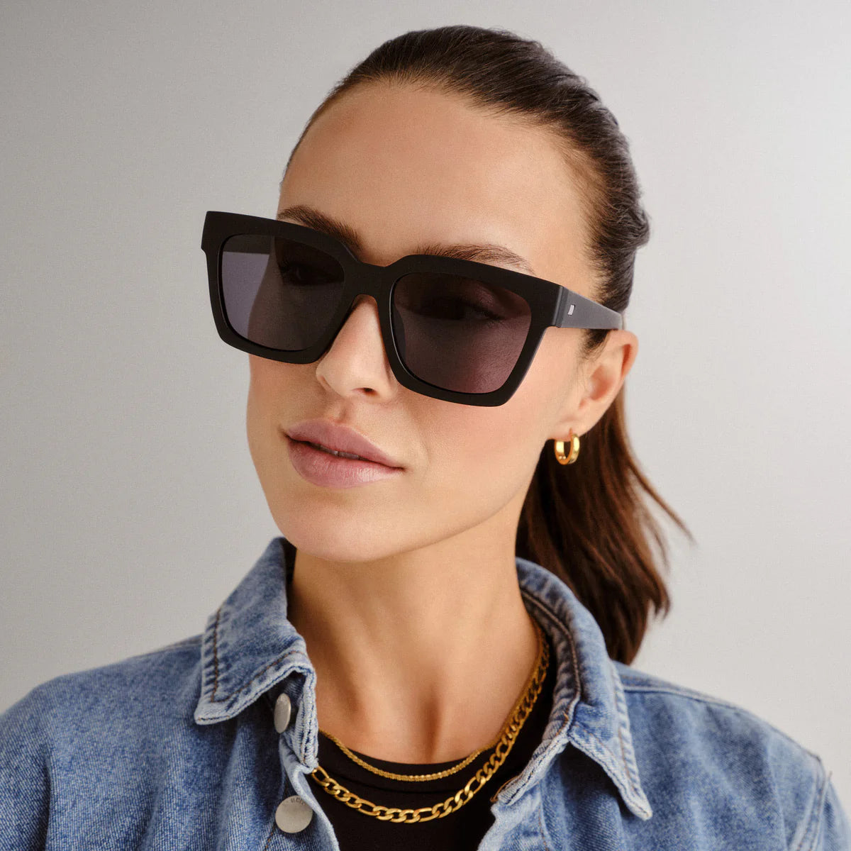 Le Specs Weekend Riot