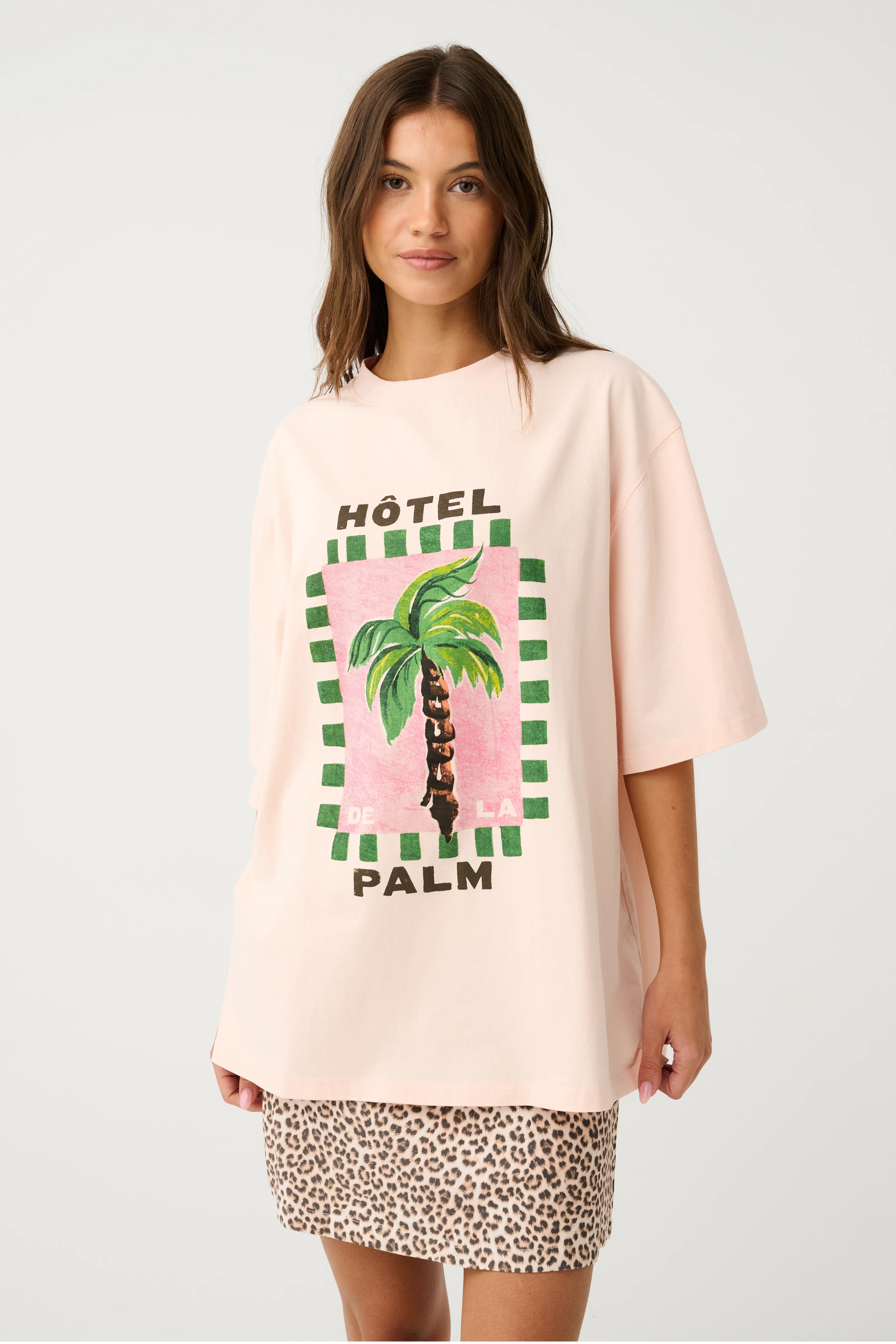 Cartel & Willow Jeana Tee Hotel Palm