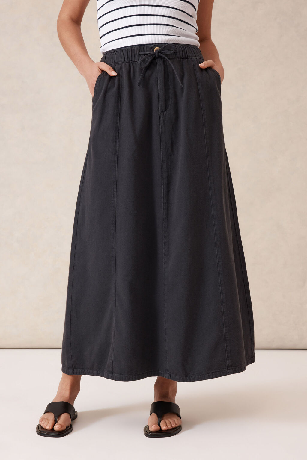 Panelled Maxi Skirt Washed Black