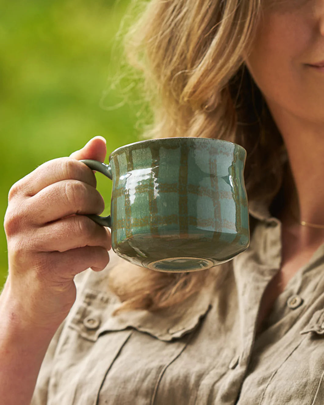 Robert Gordon Frankie Mug / Tapestry