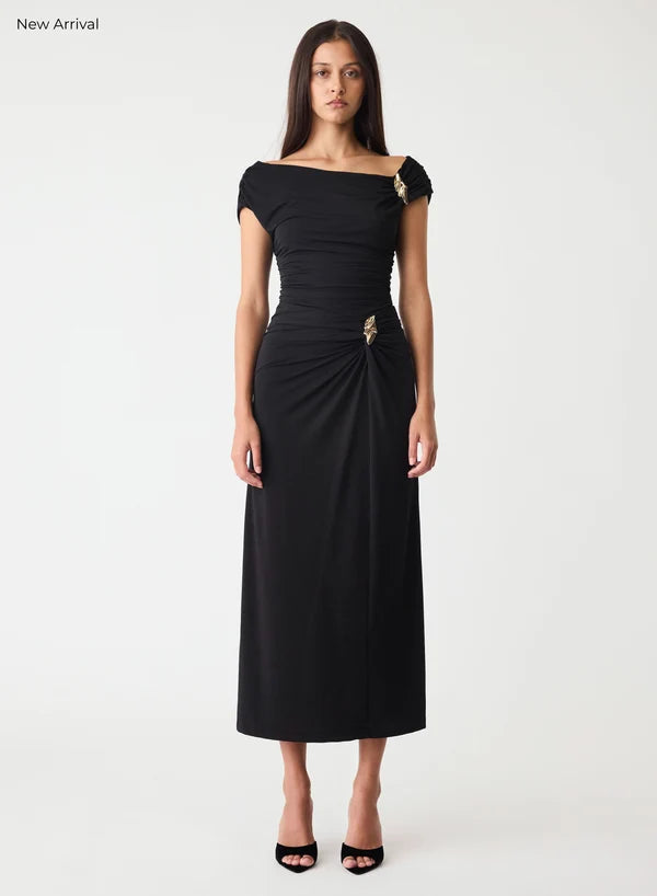 Esmaee Sculpted Skirt Black