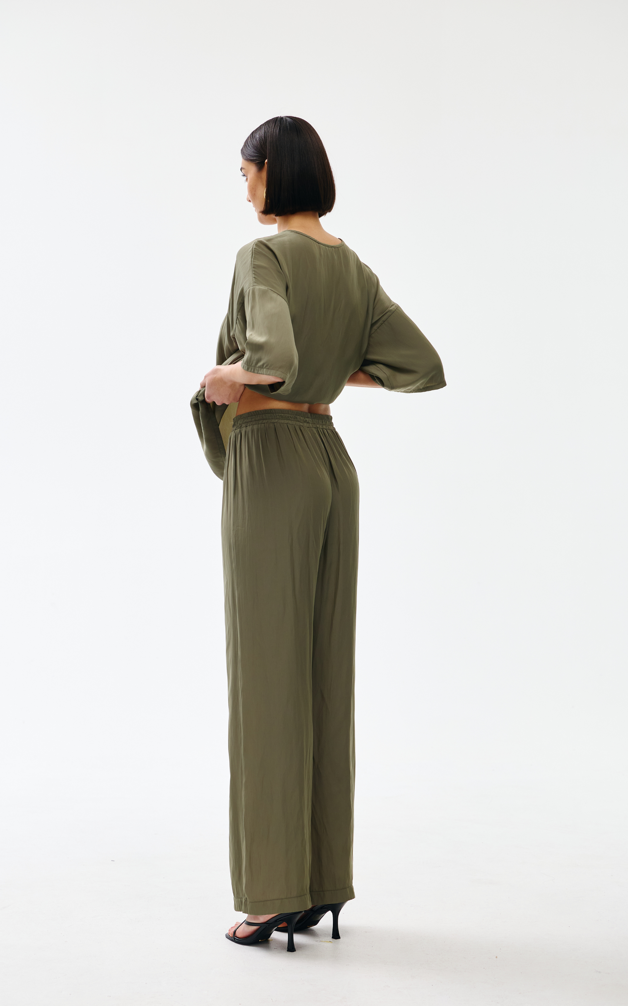 Kinney The Label Varley Pants Olive