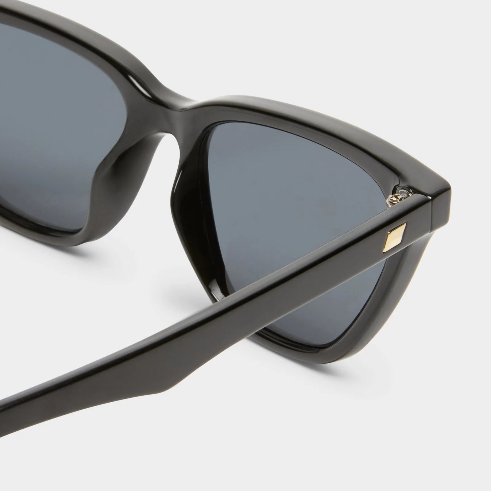 Le Specs Unfaithful Black