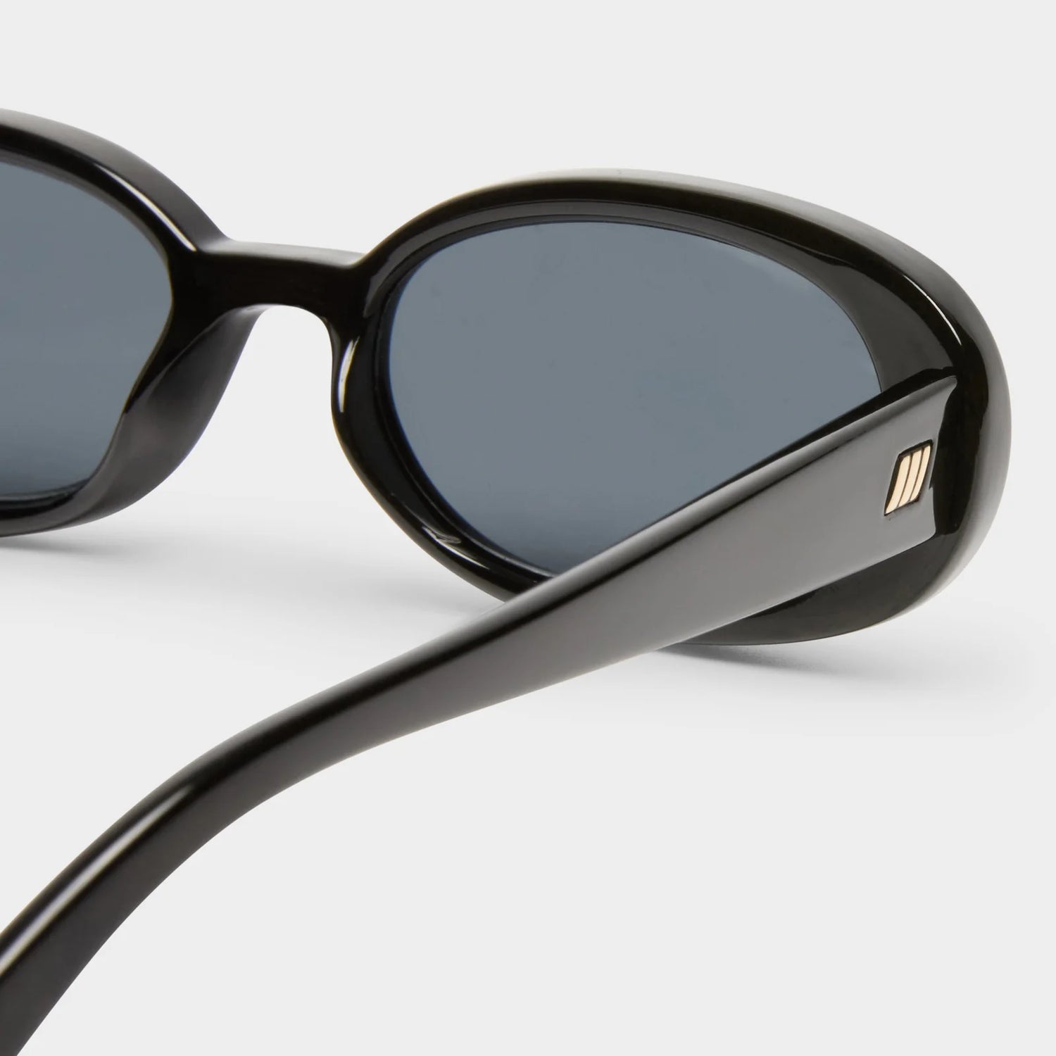 Le Specs Outta Love Black
