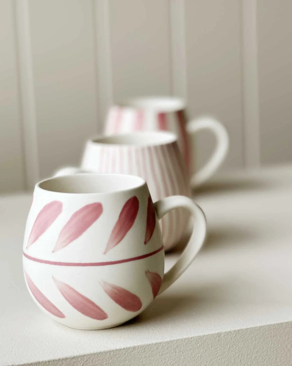 Robert Gordon Hug Me Mugs / Rose Brush