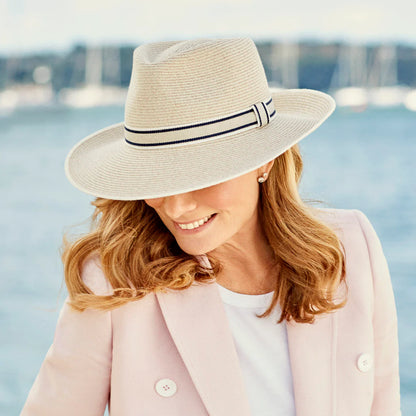 Deborah Hutton Malibu Flexibraid Fedora Mix Camel