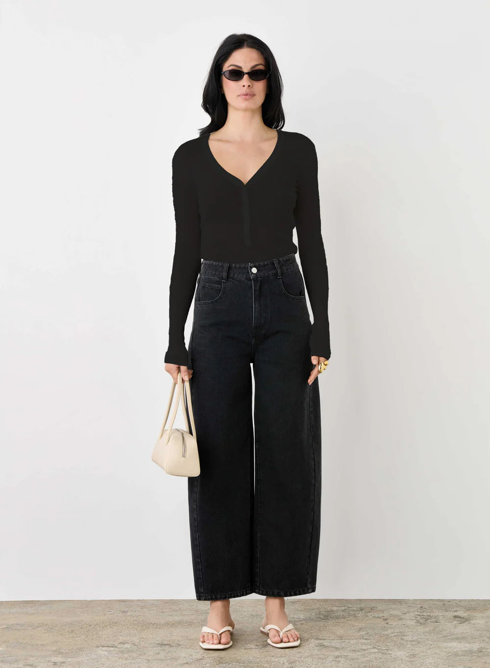 Esmaee Sidewalk Knit Top Black