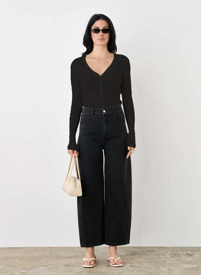 Esmaee Sidewalk Knit Top Black