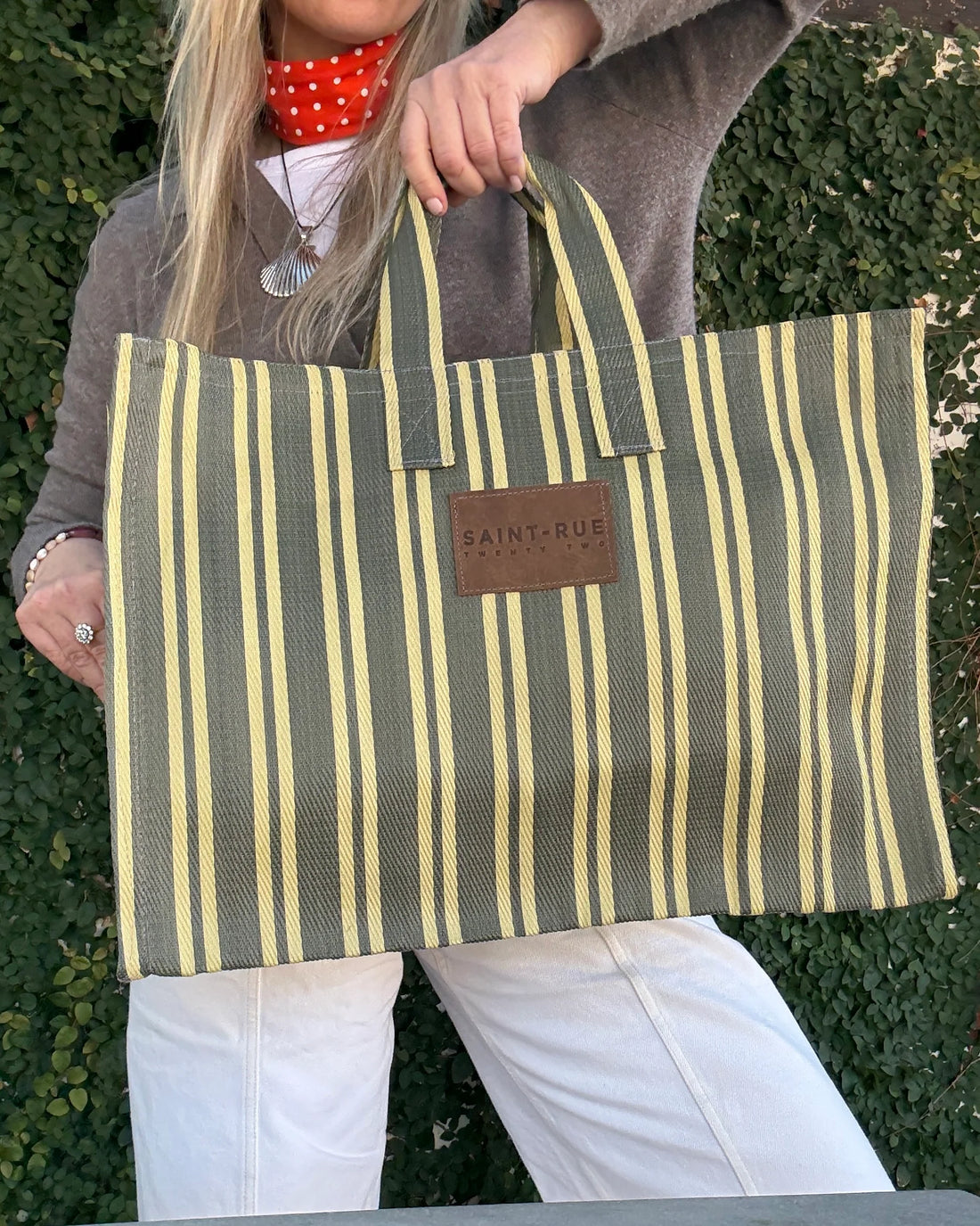 Saint Rue 22 Midi Olive