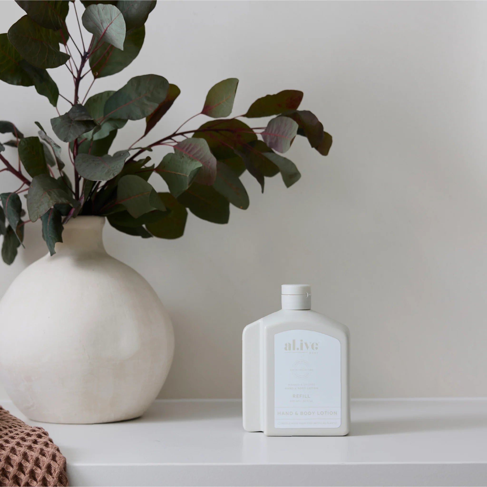 AL.IVE Body 650mL Lotion Refill Mango &amp; Lychee