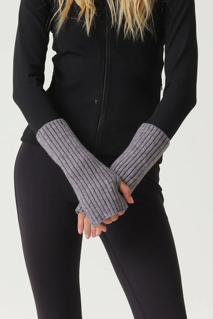 Morgan &amp; Taylor Asha Rib Fingerless Glove in Grey