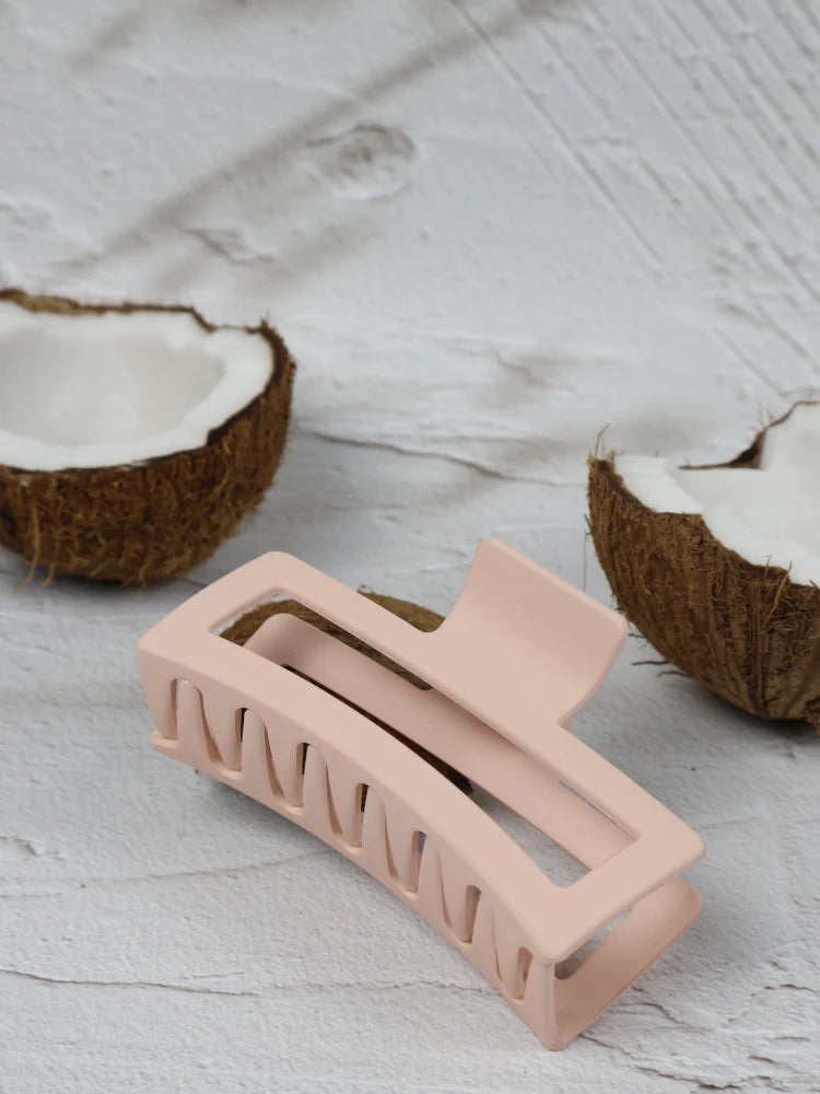 Nakoa Large Hair Claw Clip Nude