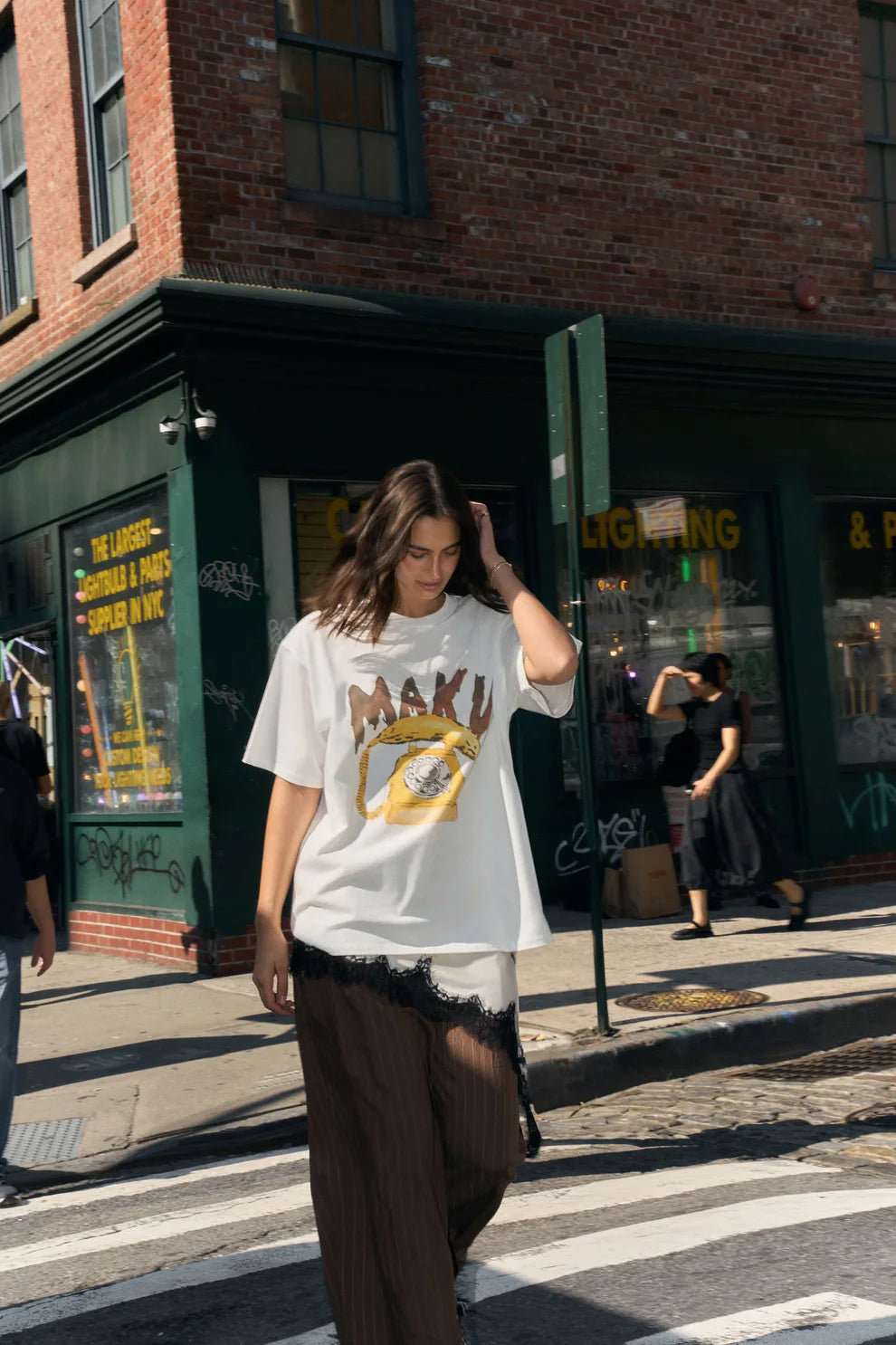 Maku Banana Phone Tee