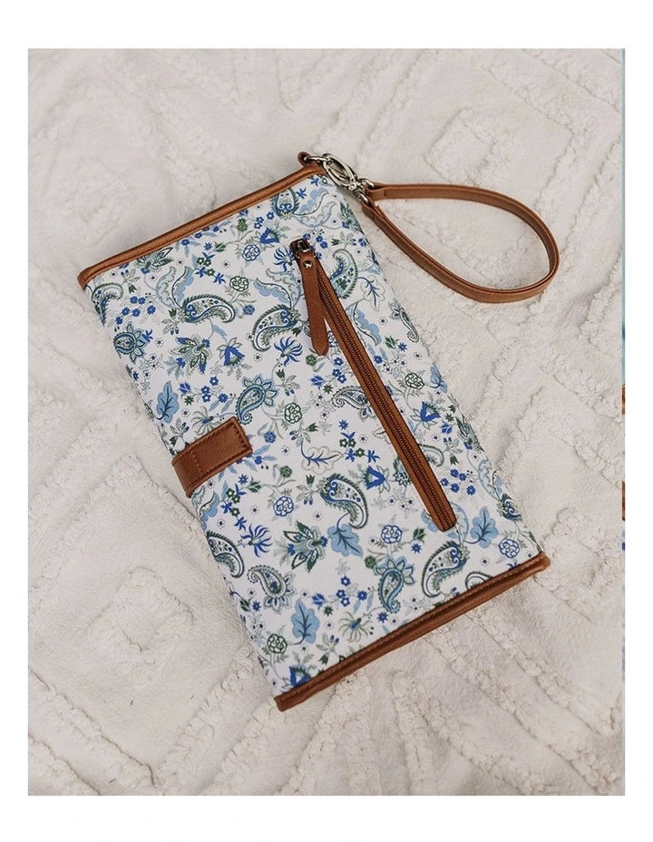 OiOi Change Mat Clutch Blue Paisley/Tan