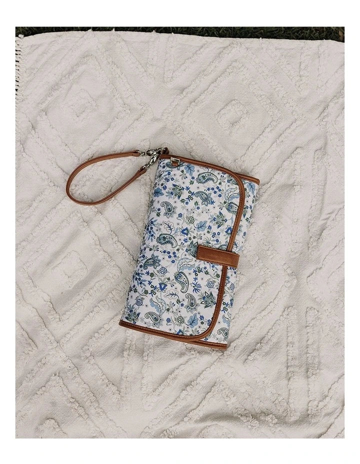 OiOi Change Mat Clutch Blue Paisley/Tan