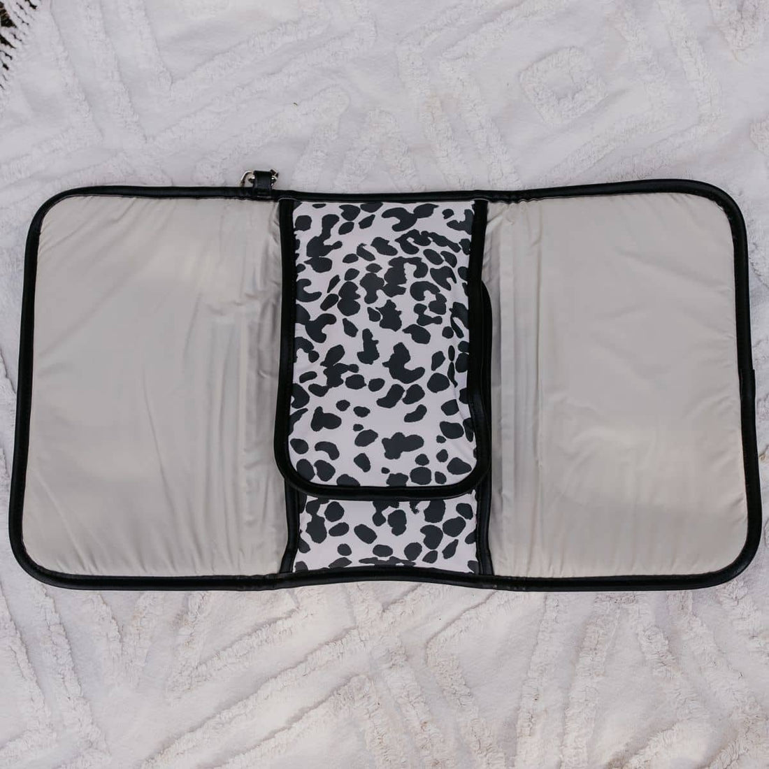 OiOi Change Mat Clutch Leopard