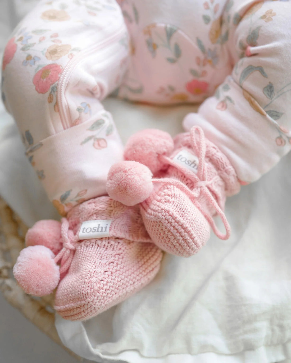 Toshi Organic Baby Booties Yummy Misty Rose