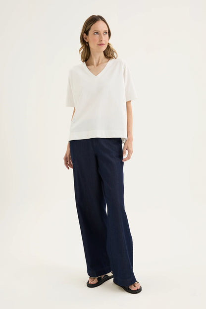 Yarra Trail Glass Tee Ecru