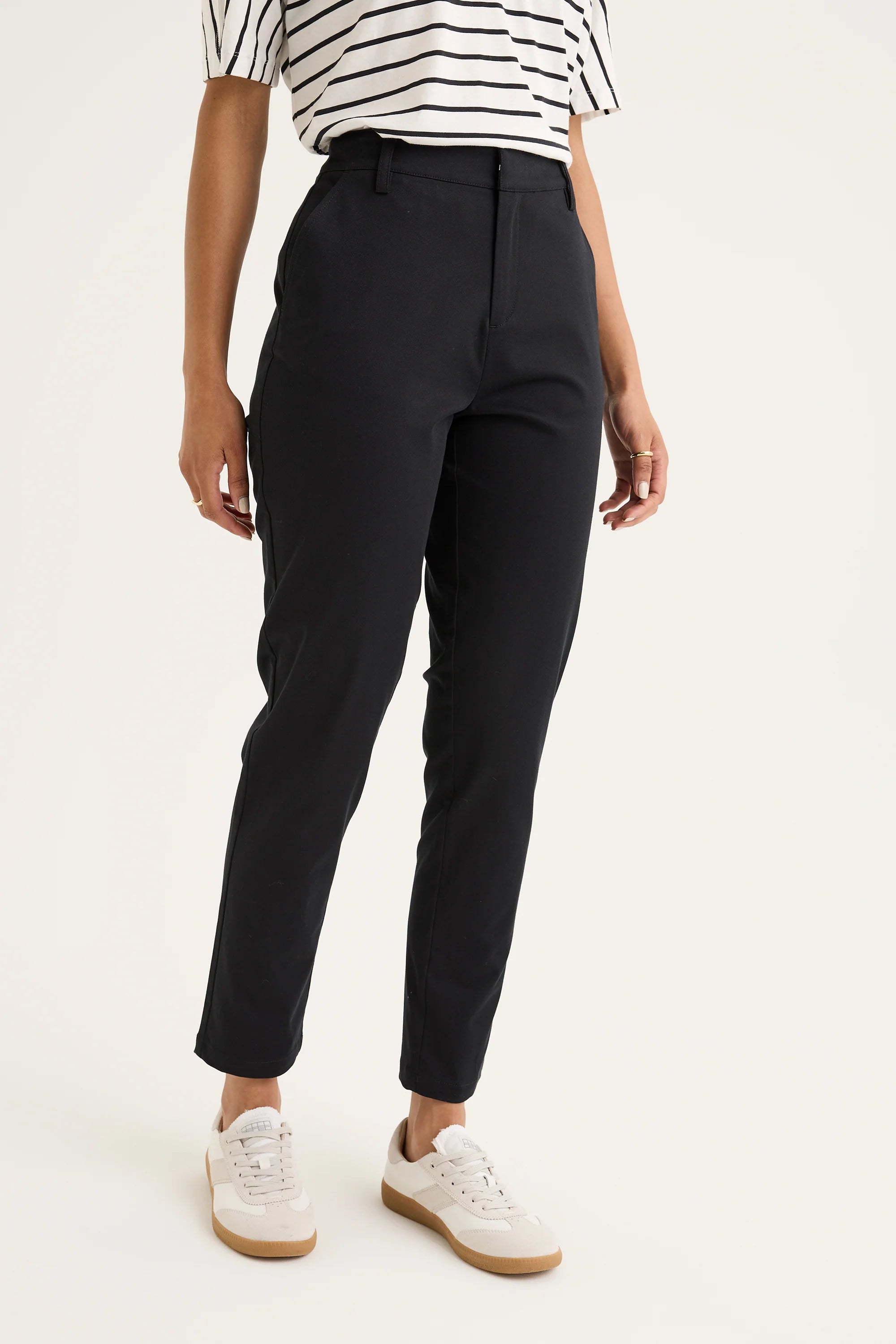 Classic Chino Black