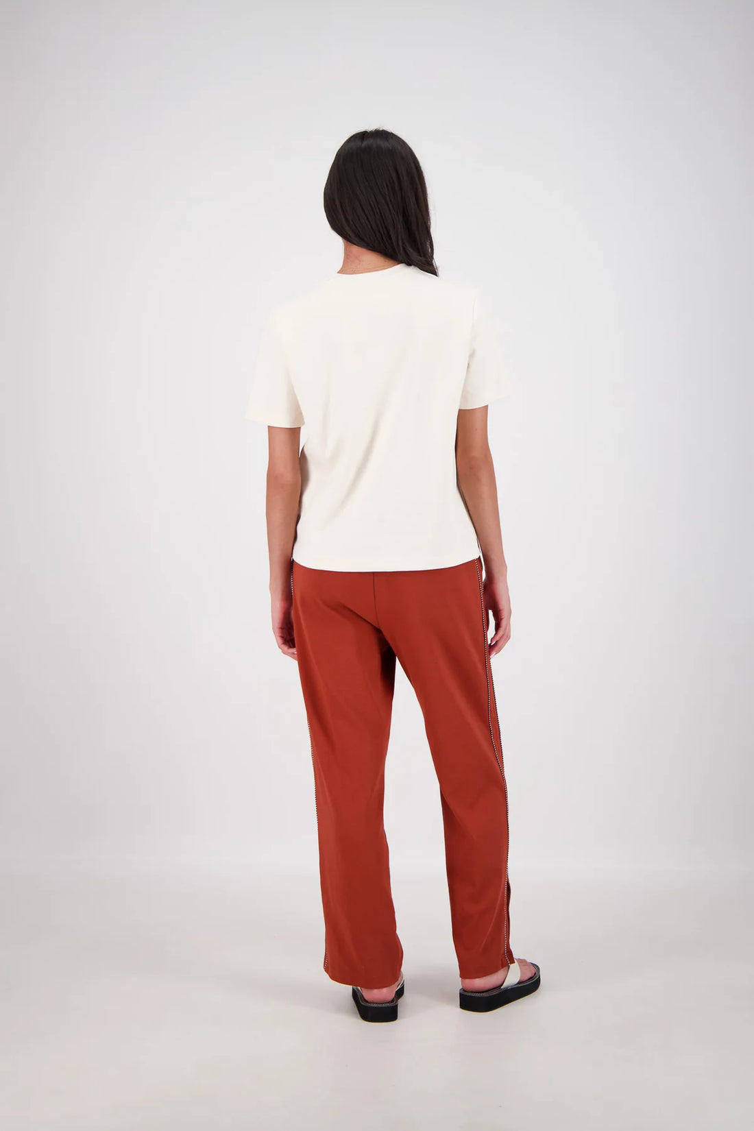 Jasmine Alexa Back Home Tshirt Oatmeal