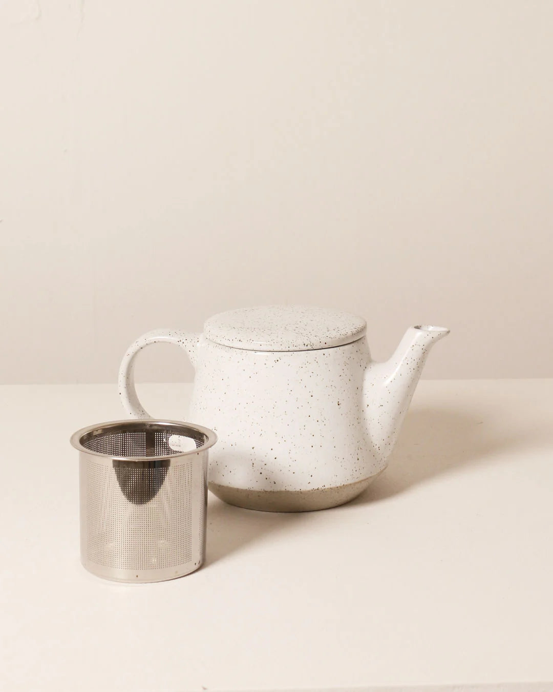 Robert Gordon Teapot with Infuser / Ritual Speckled White