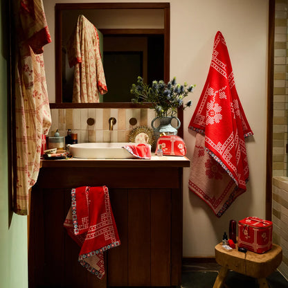Sage x Clare Bonny Bath Sheet Poppy