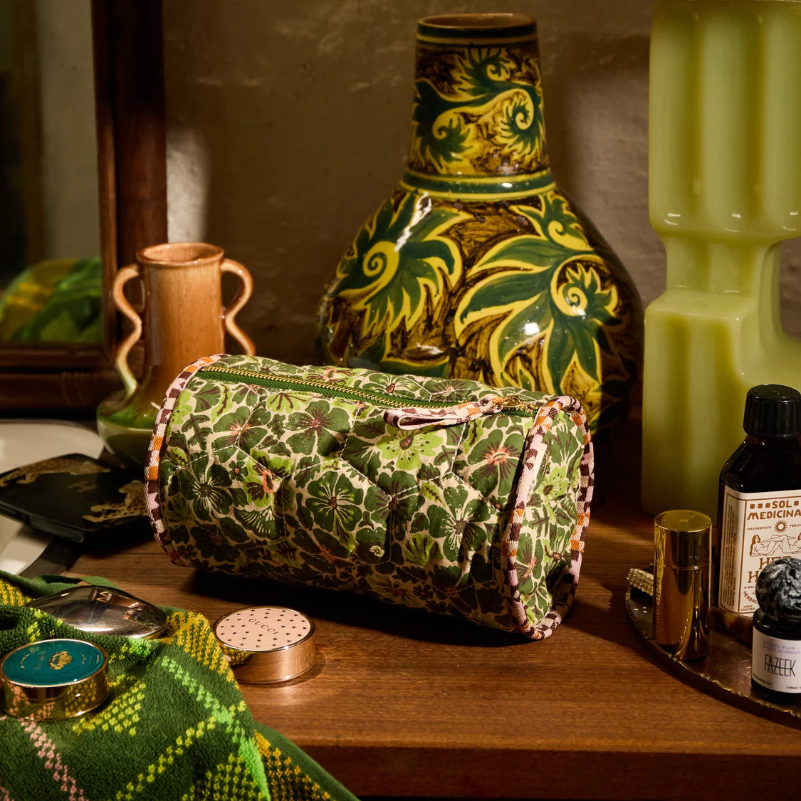 Sage x Clare Marta Make up Bag Cactus Green