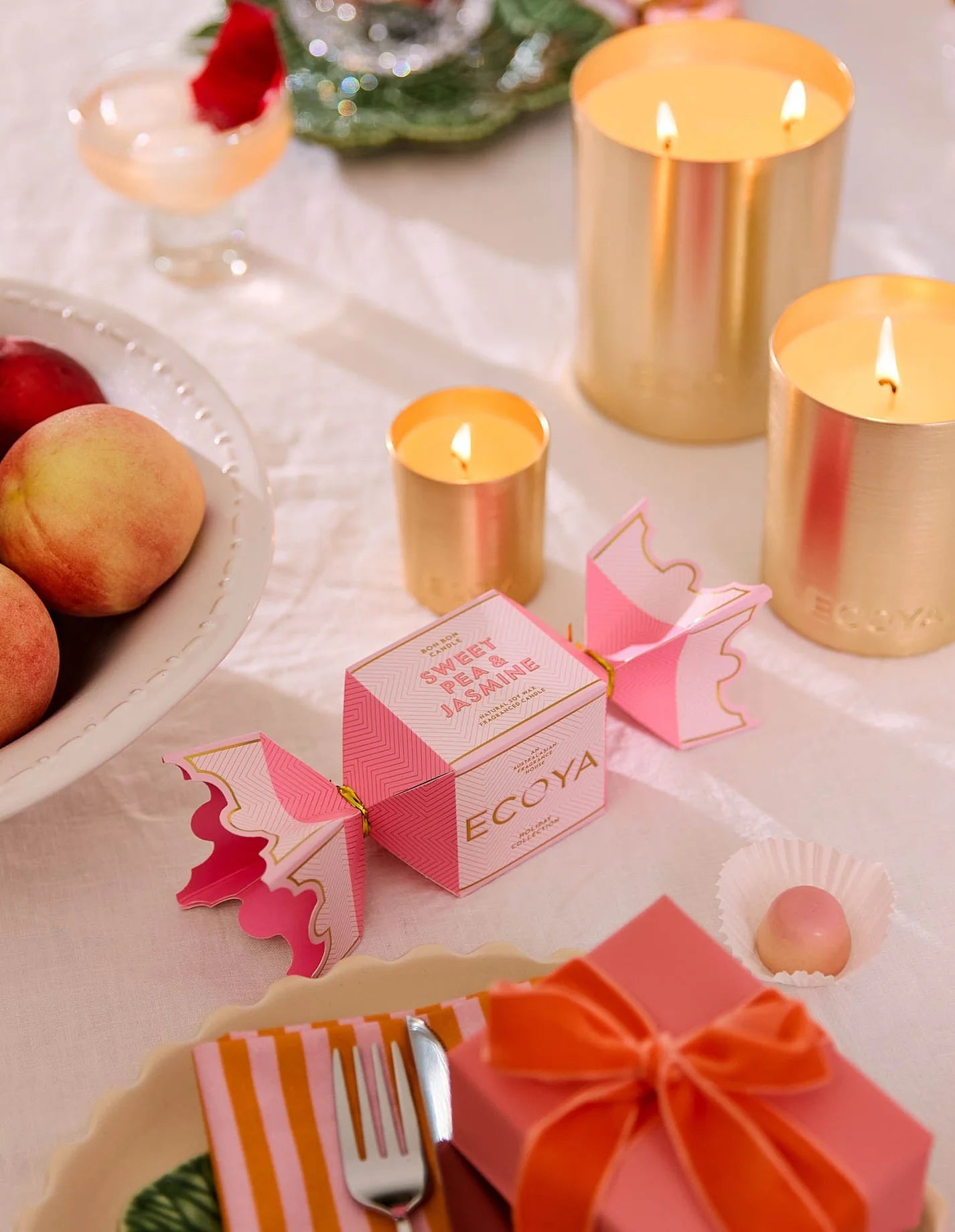 Ecoya Sweet Pea &amp; Jasmine Tin Candle Bon Bon Holiday Collection