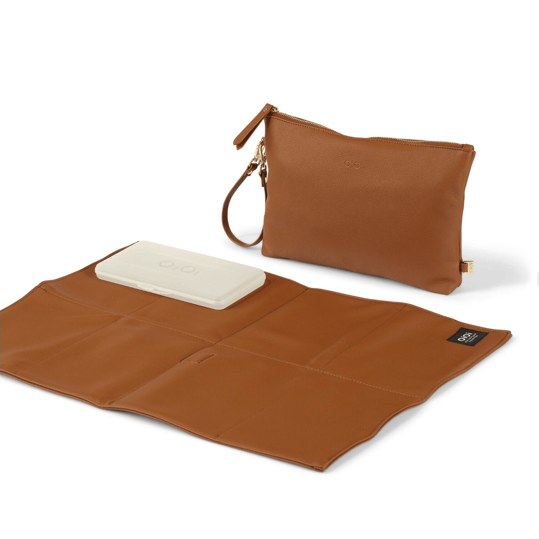 OiOi Changing Pouch Chestnut Brown