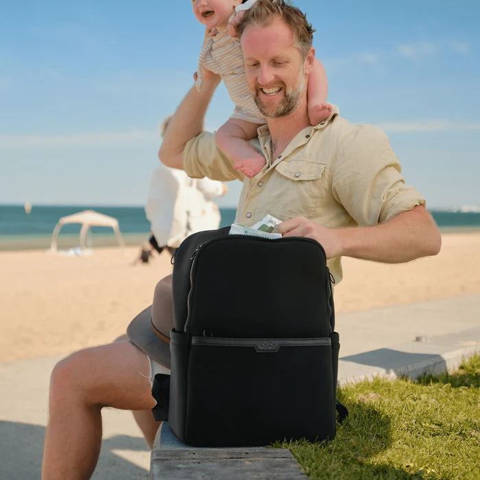 OiOi Multitasker Nappy Backpack Black Neoprene