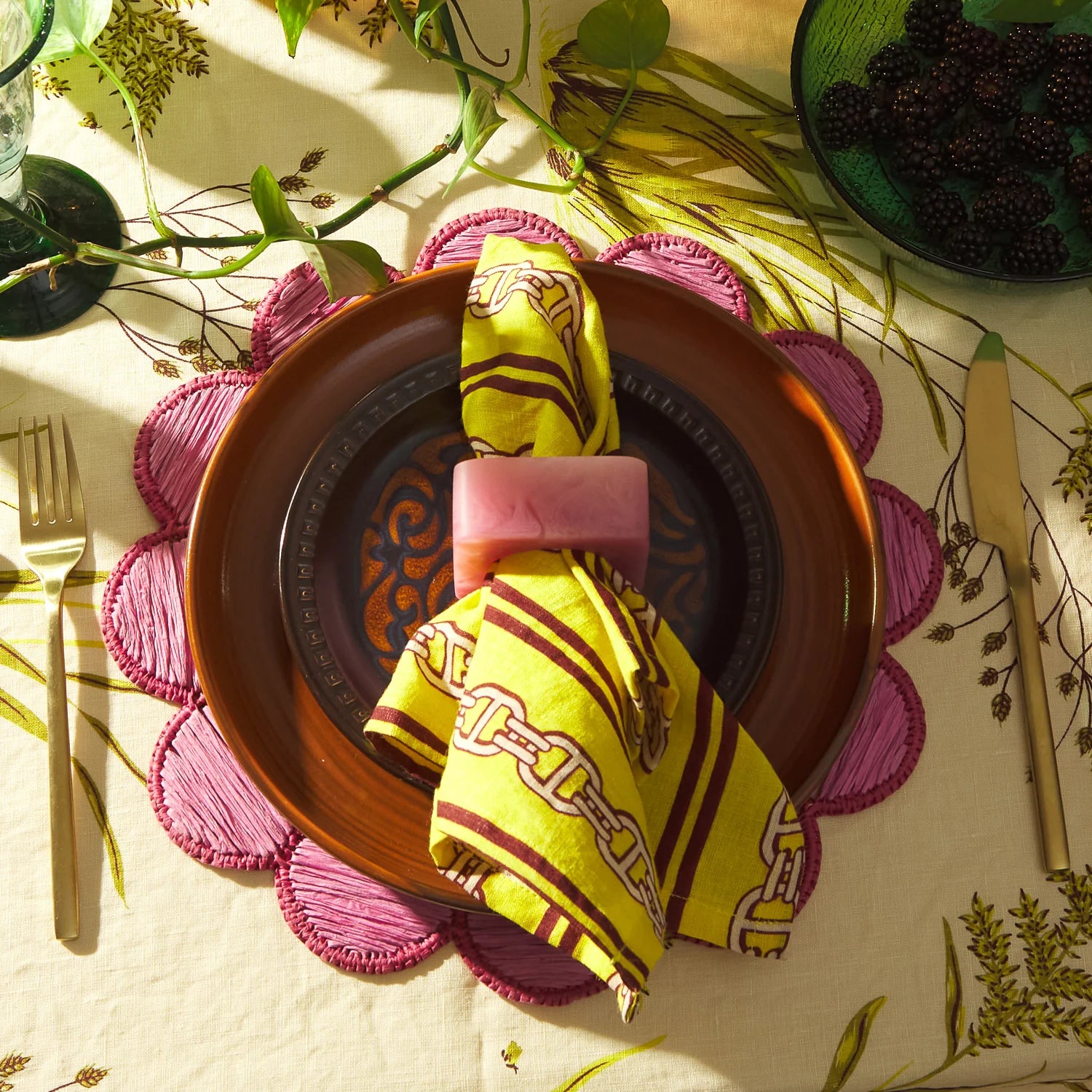 Sage x Clare Jara Napkin ring Fuchsia