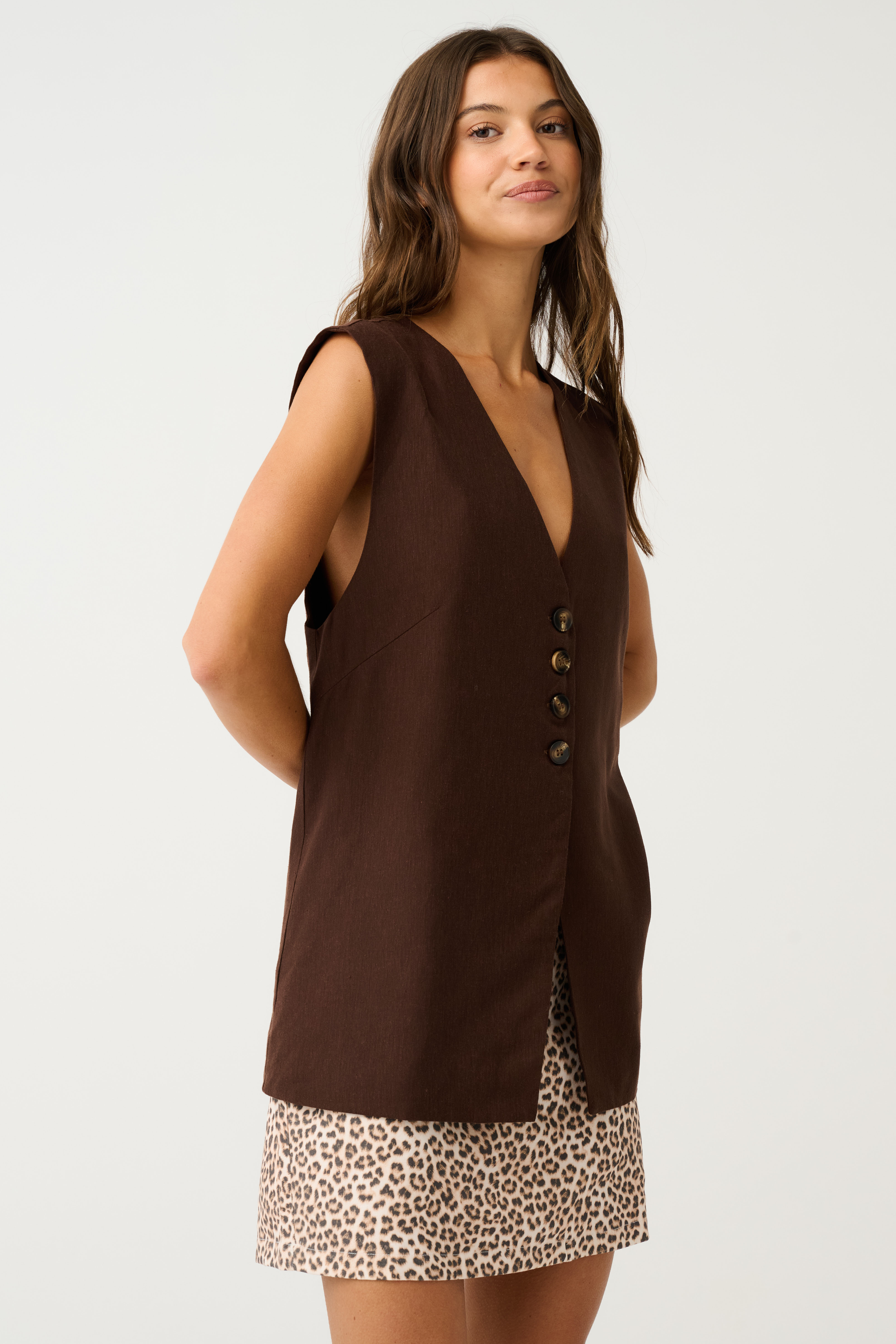 Cartel &amp; Willow Suzie Vest Chocolate